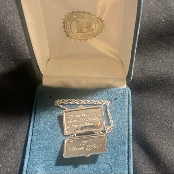 New The Bradford Exchange Dear Daughter Love Letter Silver Locket Necklace 45cm - Picture 2 of 14